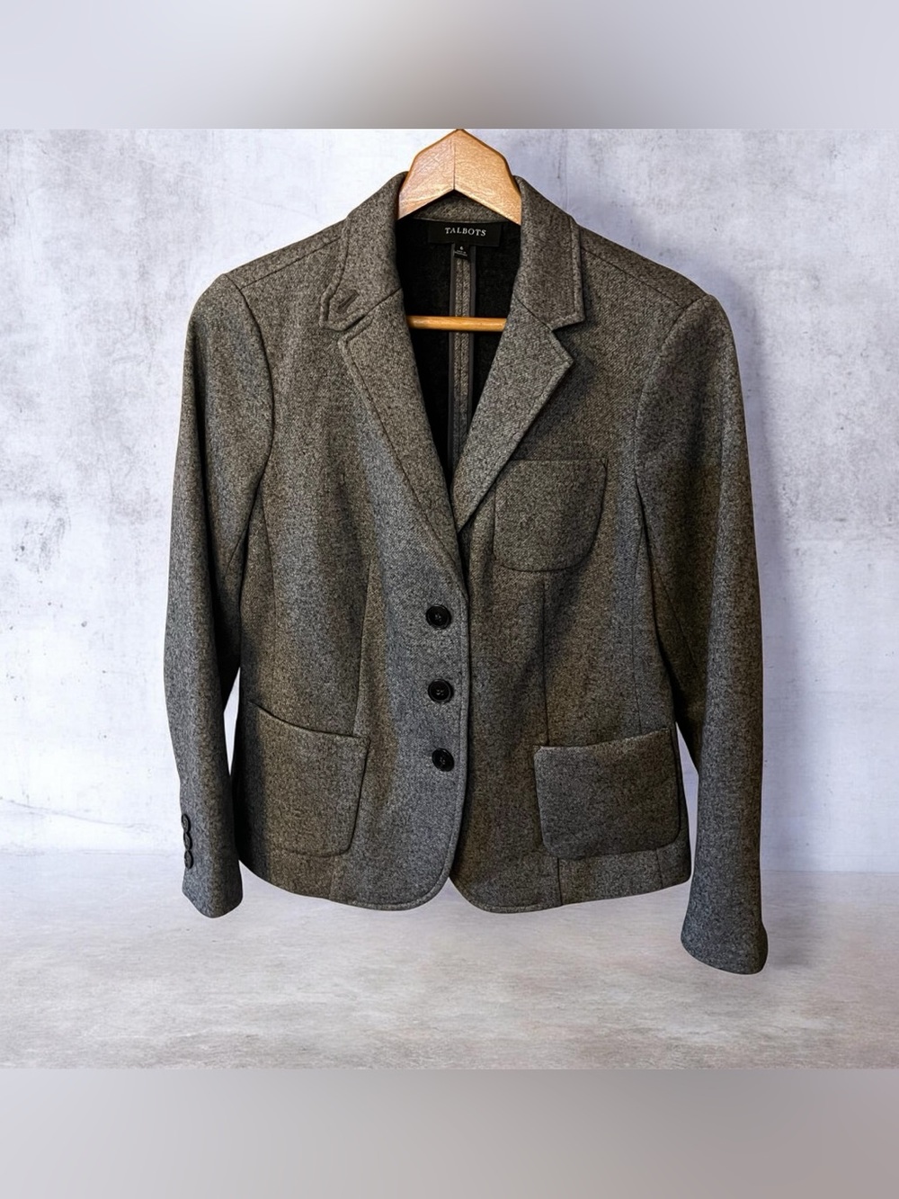 TALBOTS Wool Blend Grey Salt & Pepper Three Button Blazer Sz 6